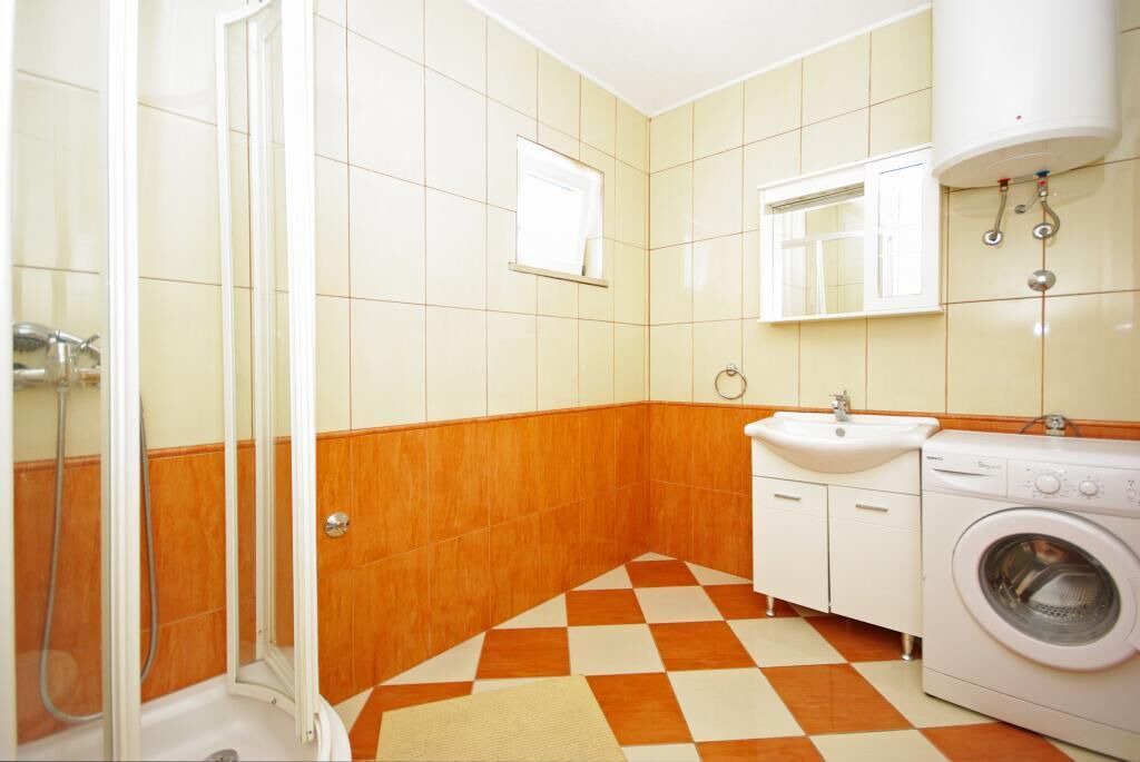 Photo of Bathroom in Sumartin