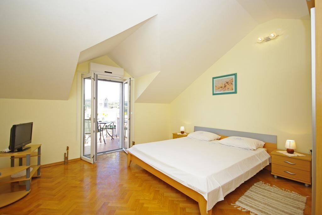 Photo of Bedroom in Sumartin