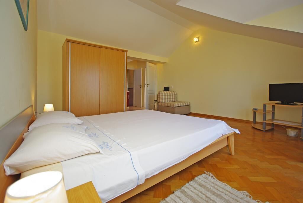 Photo of Bedroom in Sumartin
