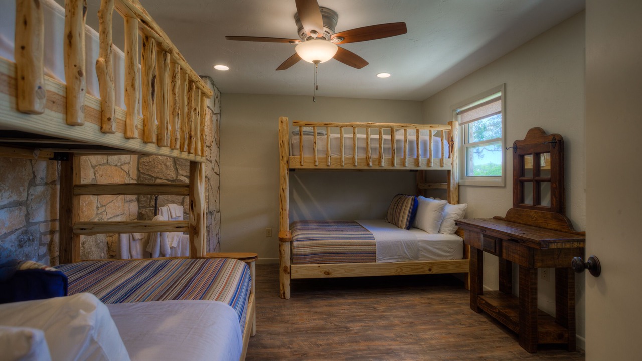 Photo of Bedroom in Hunt