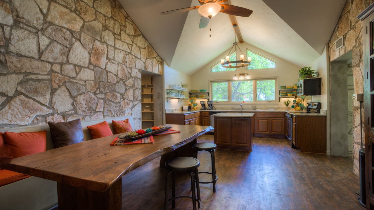 Photo of Kitchen in Hunt