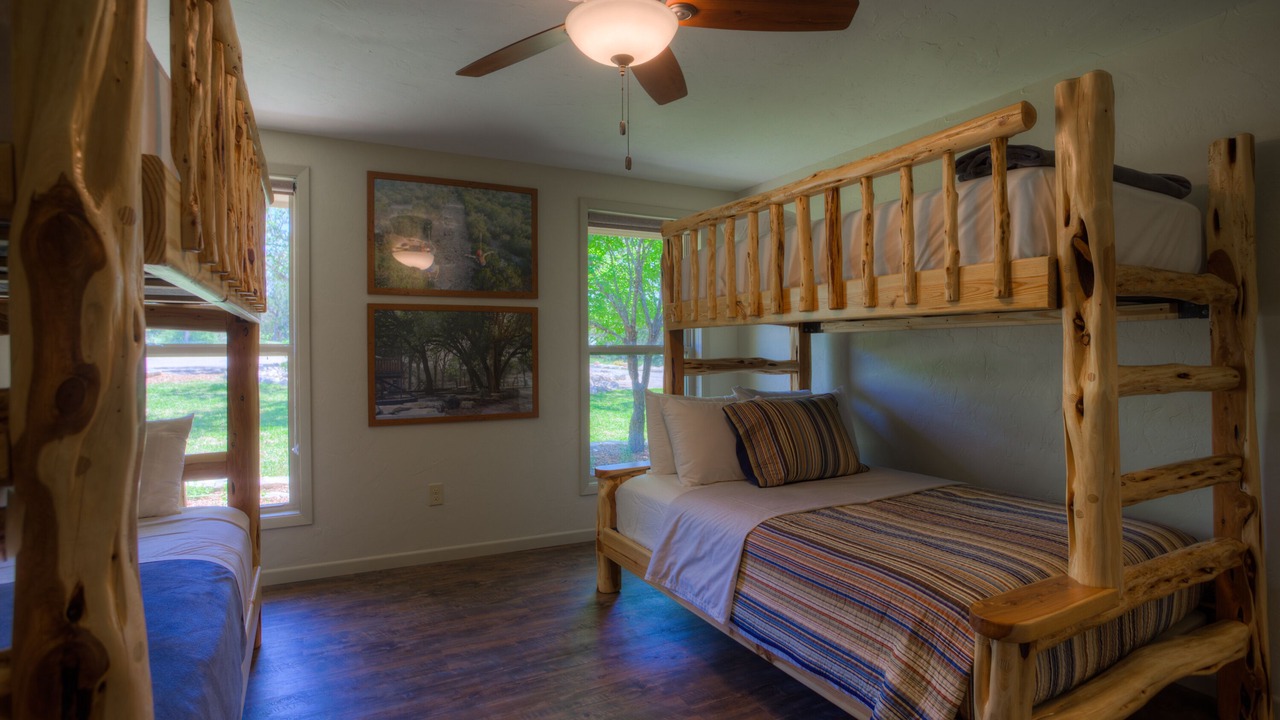 Photo of Bedroom in Hunt