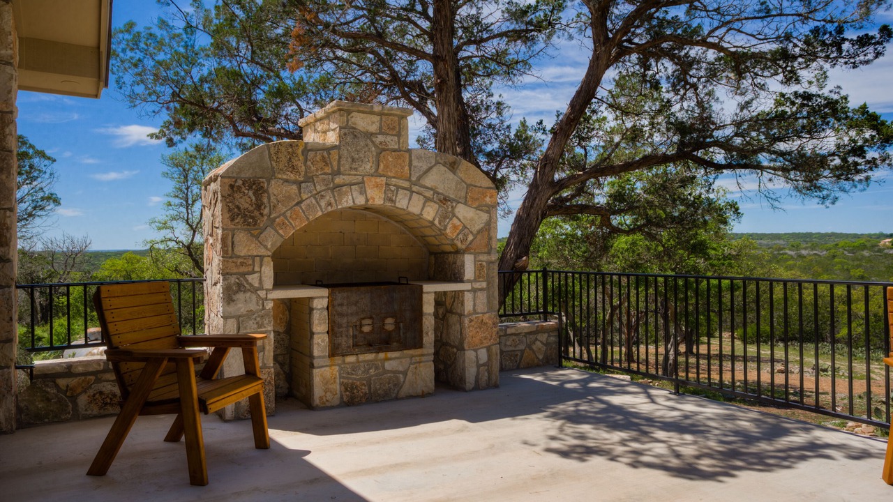 Photo of Patio Balcony in Hunt