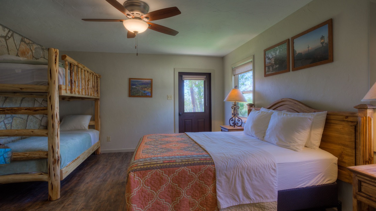 Photo of Bedroom in Hunt