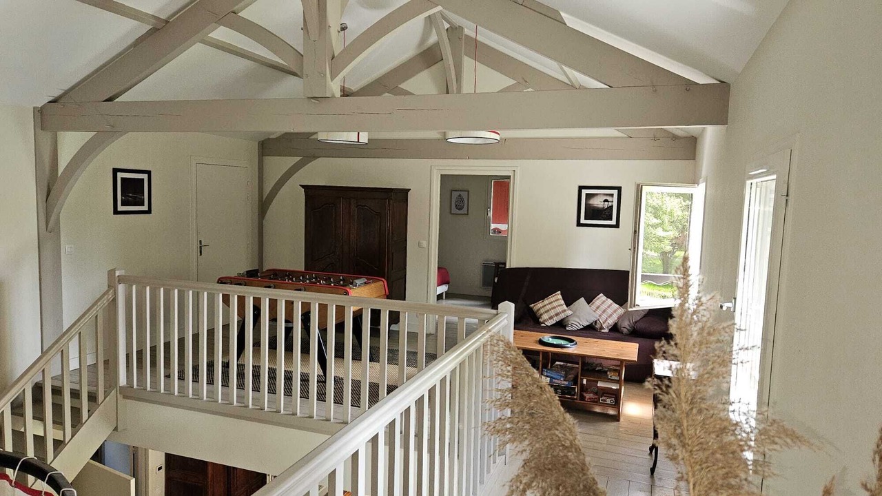 Photo of Others in Gastes