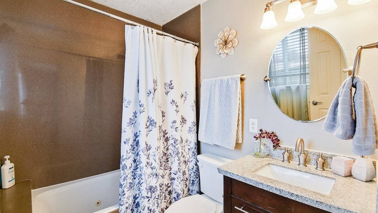 Photo of Bathroom in Northeast Heights