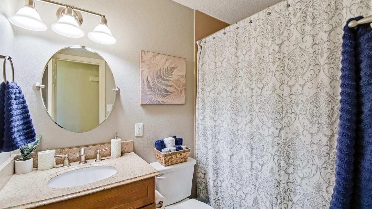 Photo of Bathroom in Northeast Heights