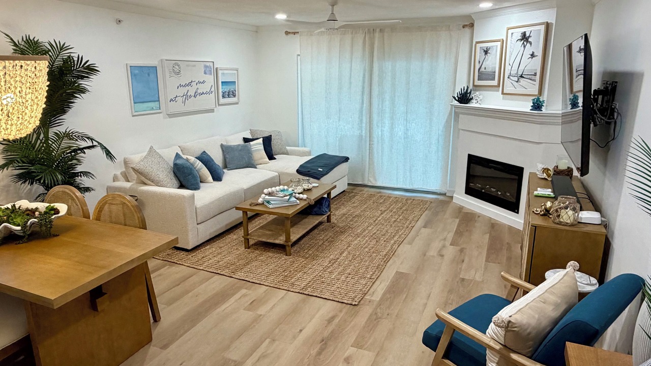 Photo of Livingroom in Indian Shores