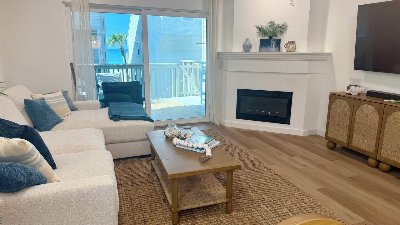 Photo of Livingroom in Indian Shores