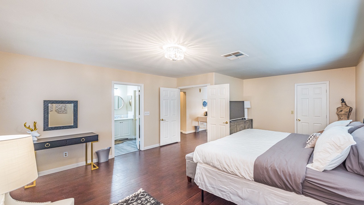 Photo of Bedroom in Green Valley North