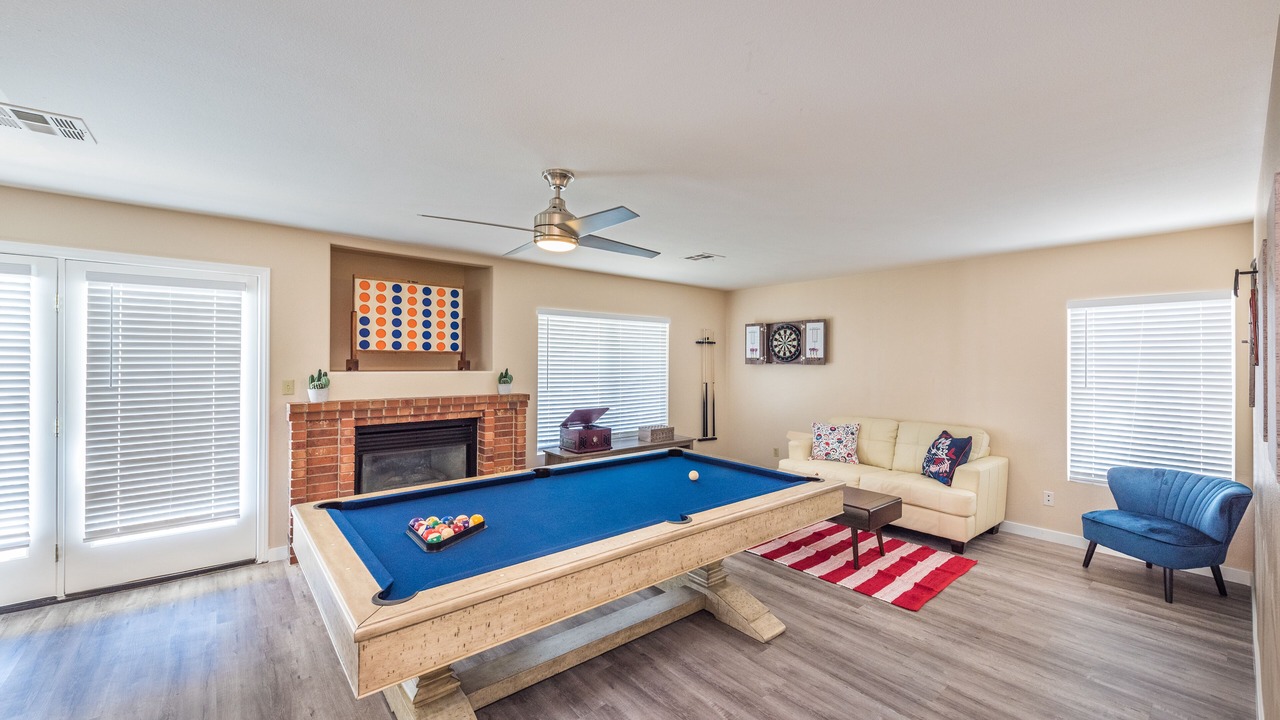 Photo of Livingroom in Green Valley North