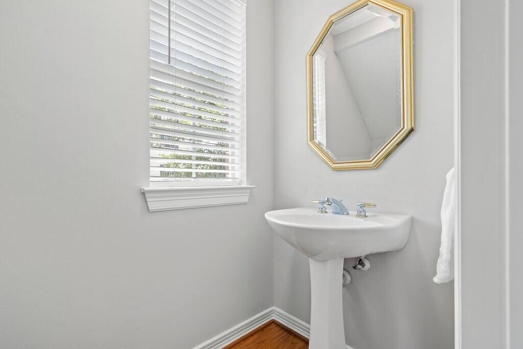 Photo of Bathroom in South Central Houston
