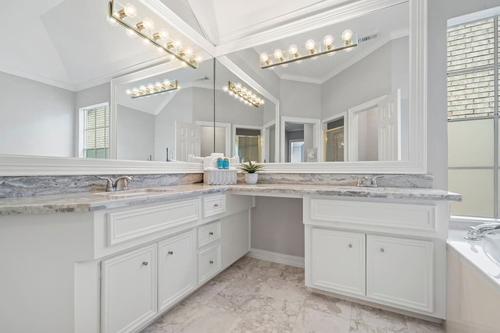 Photo of Bathroom in South Central Houston