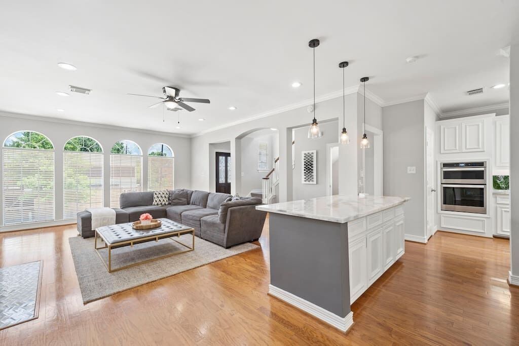 Photo of Livingroom in South Central Houston