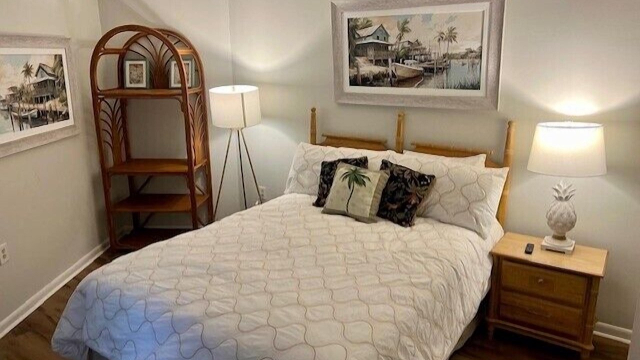 Photo of Bedroom in Garden City