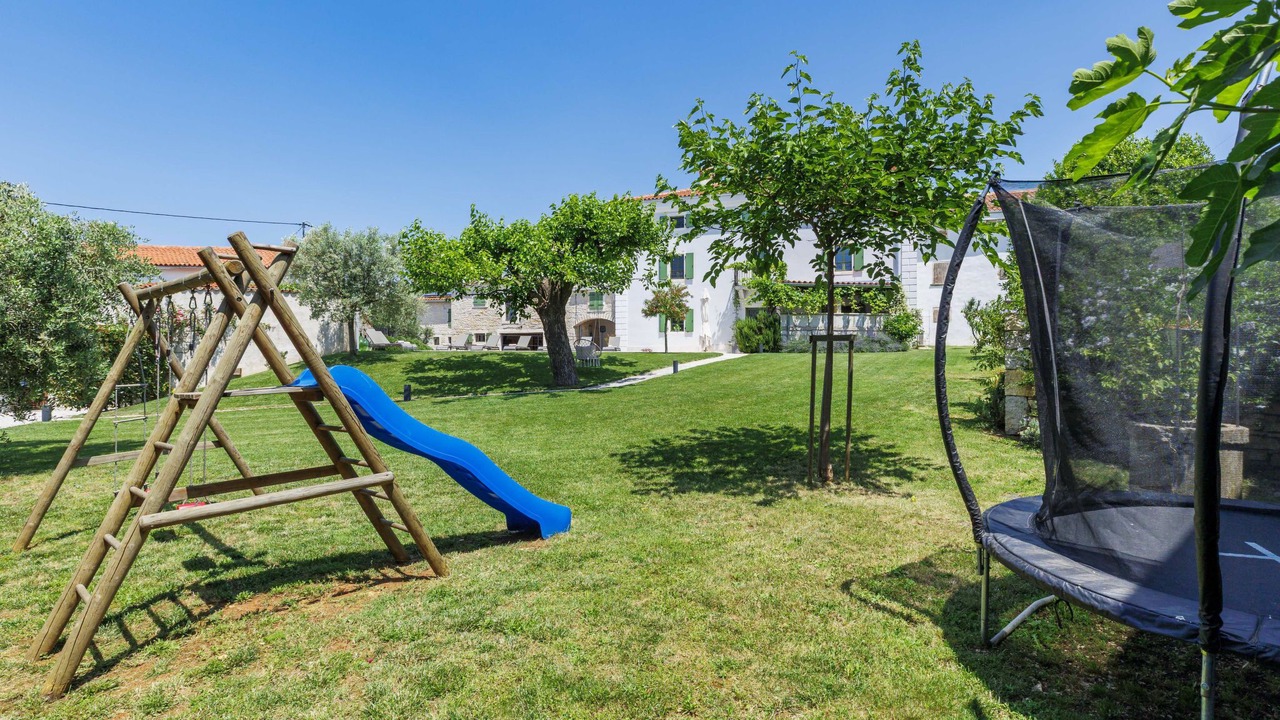 Photo of Outdoor in Radovani