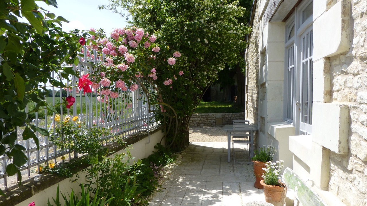 Photo of Patio Balcony in La Roche-Rigault