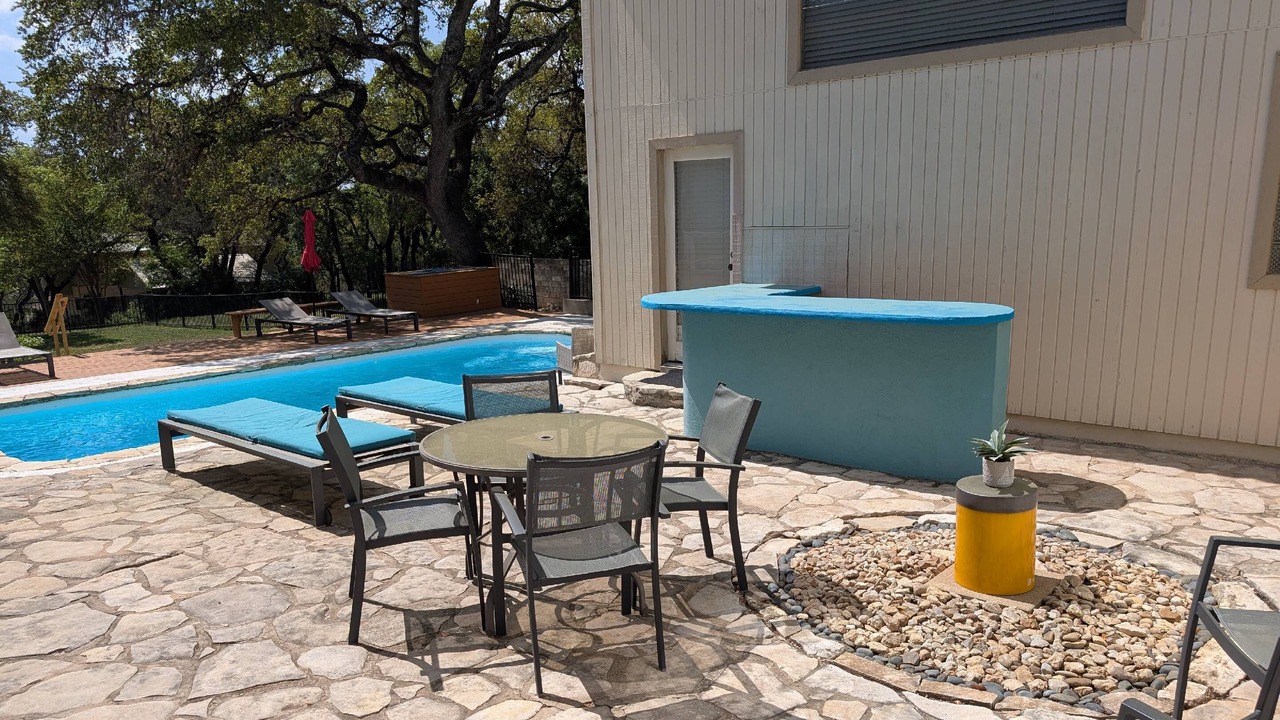 Photo of Outdoor in Hudson Bend