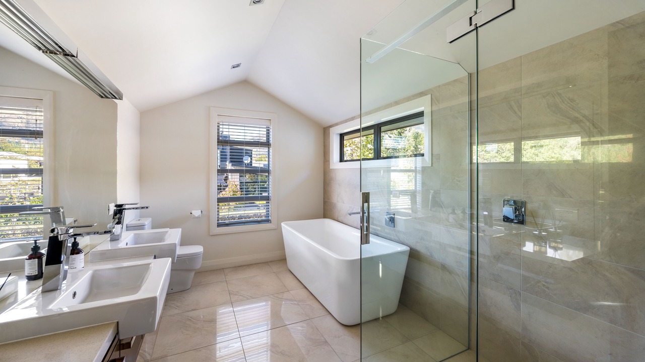 Photo of Bathroom in Wanaka