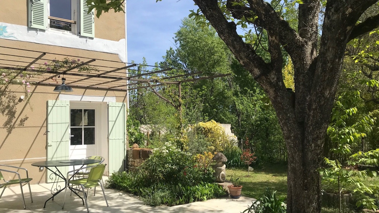 Photo of Outdoor in Roaix