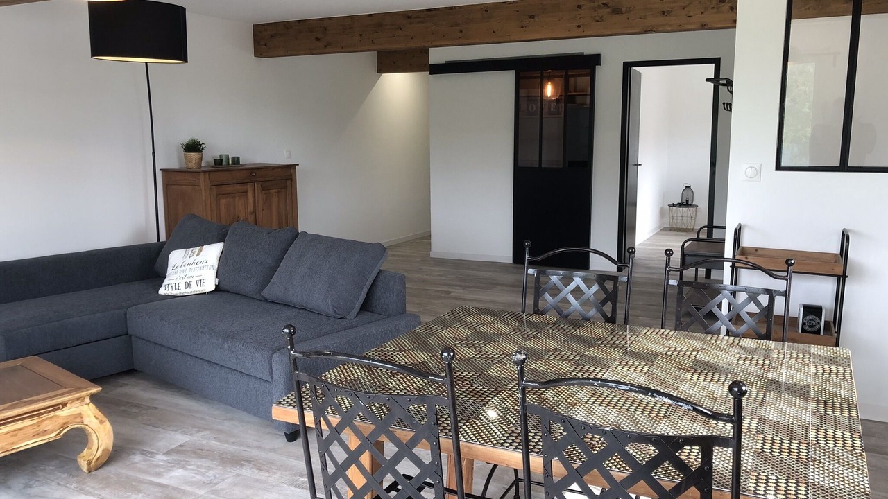 Photo of Livingroom in Le Temple-sur-Lot