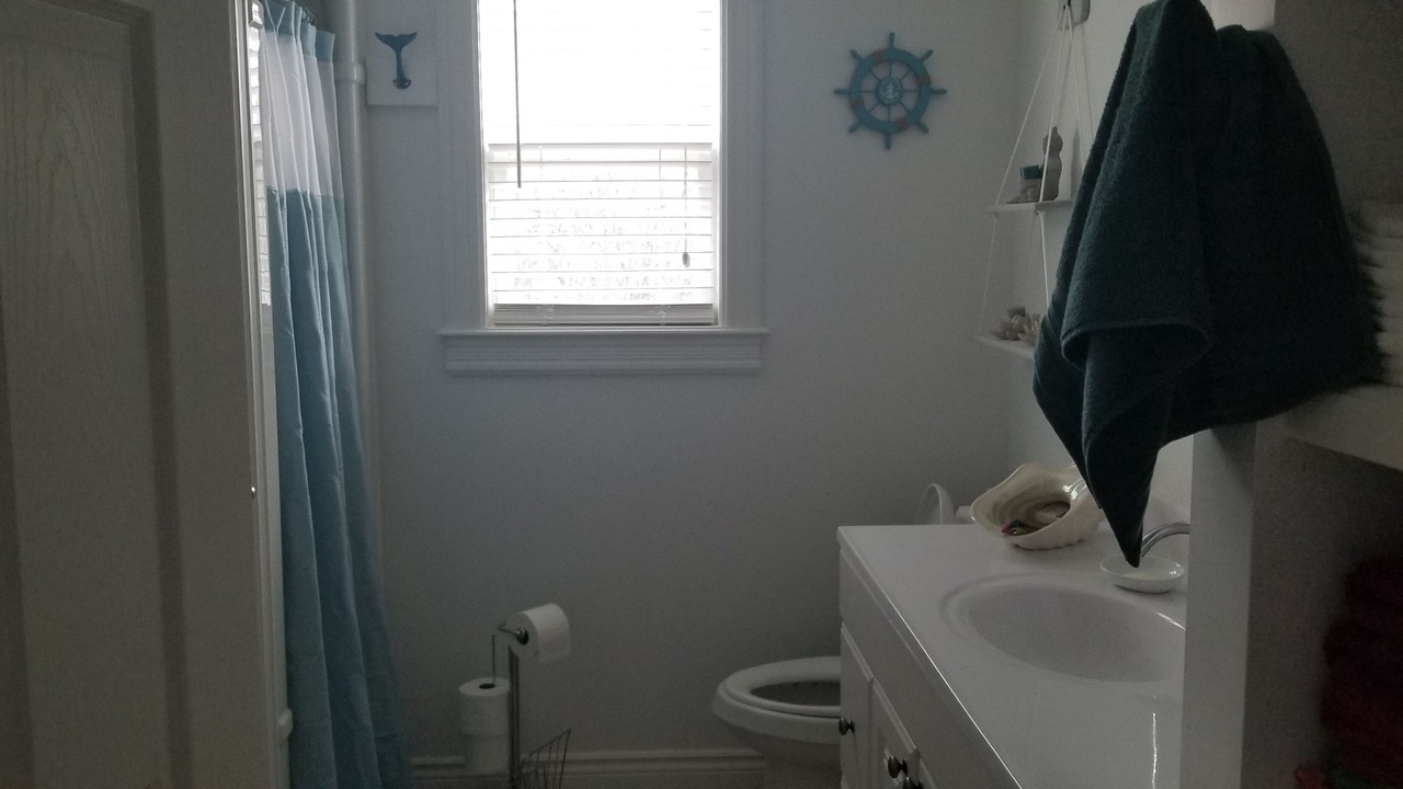Photo of Bathroom in St. Martins