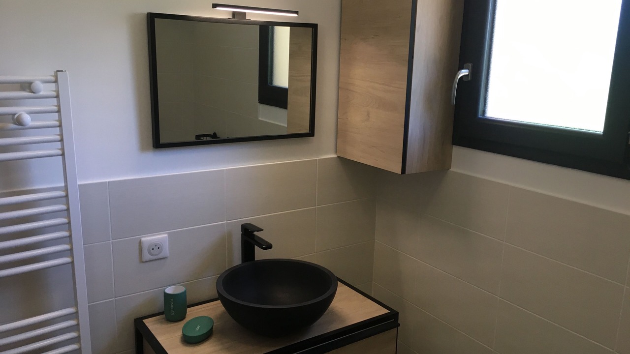 Photo of Bathroom in Ceret