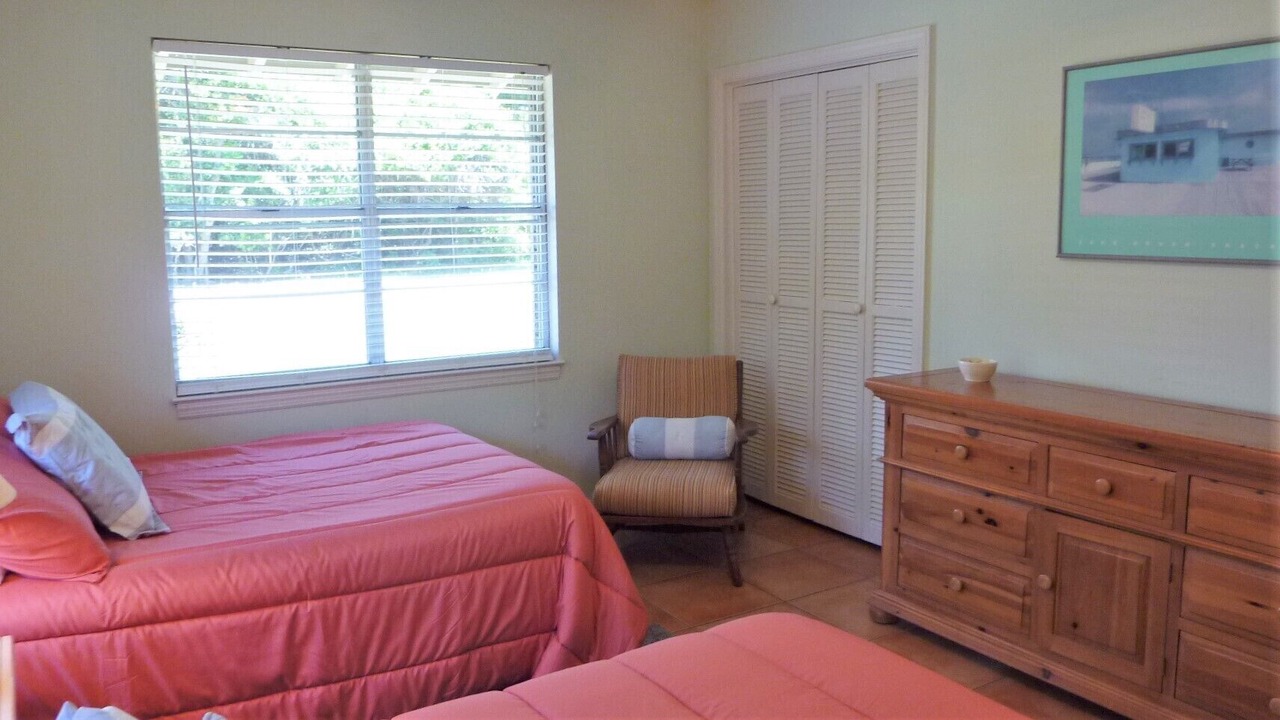 Photo of Bedroom in Jekyll Island