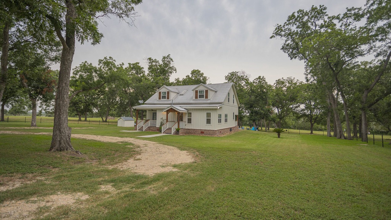 Photo of Others in Schulenburg