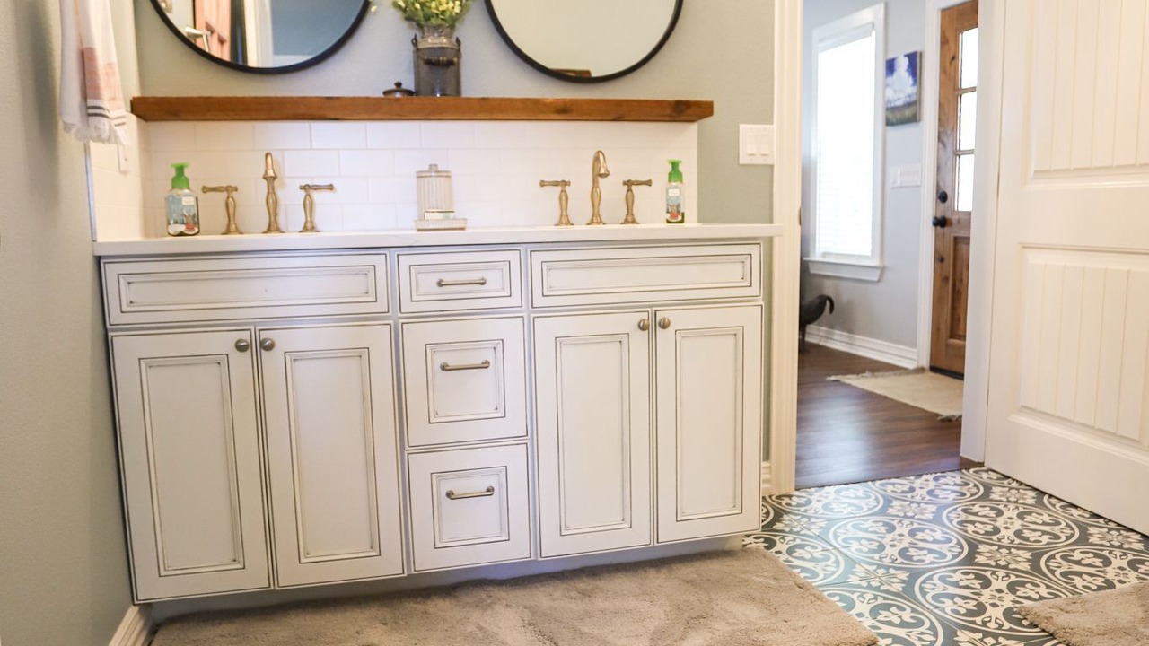 Photo of Bathroom in Schulenburg
