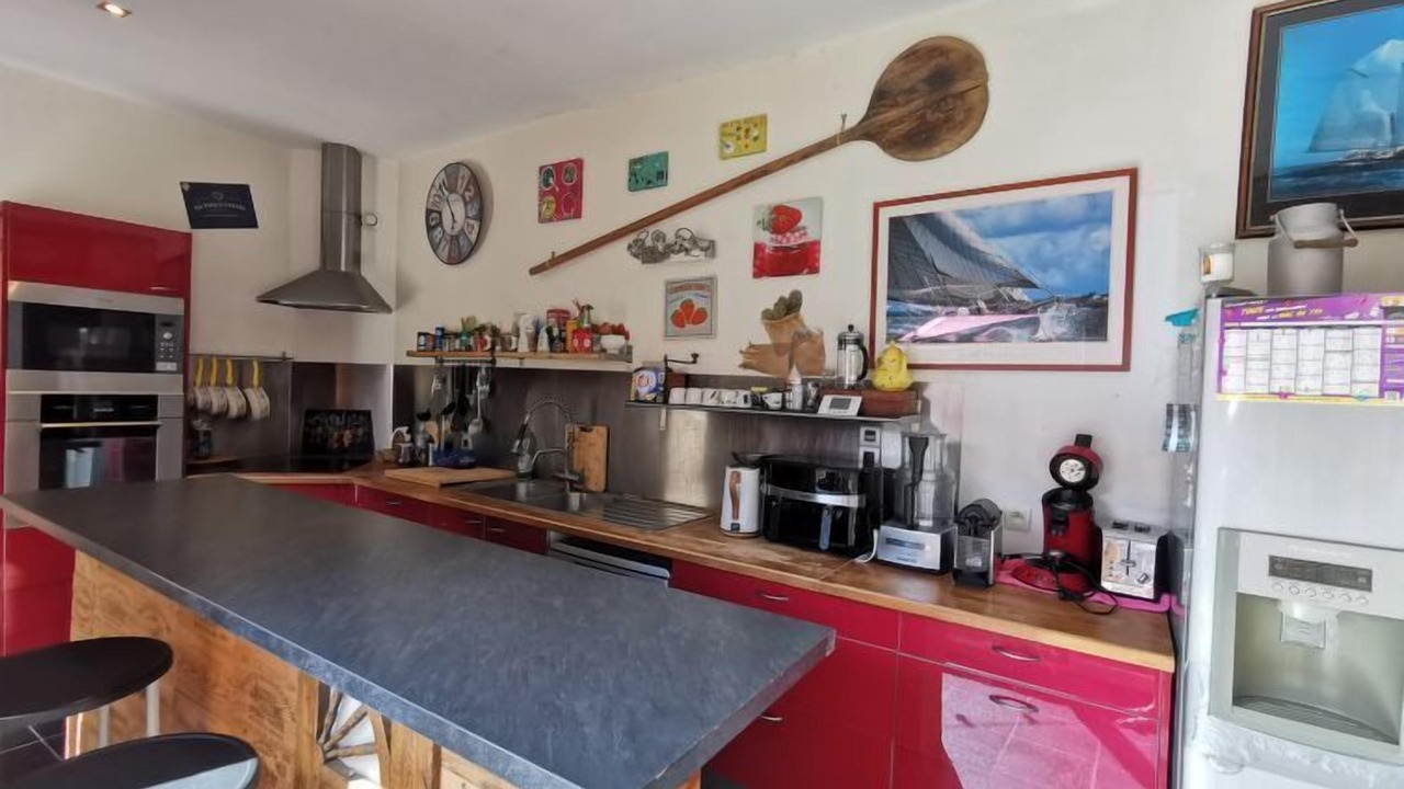 Photo of Bedroom in Saint-Servan
