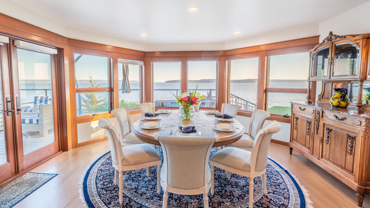 Photo of Livingroom in Tulalip