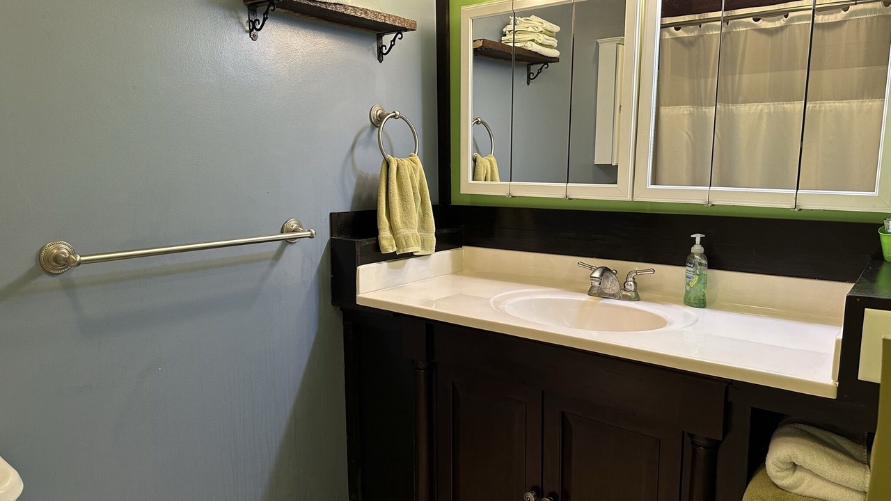 Photo of Bathroom in Gamaliel