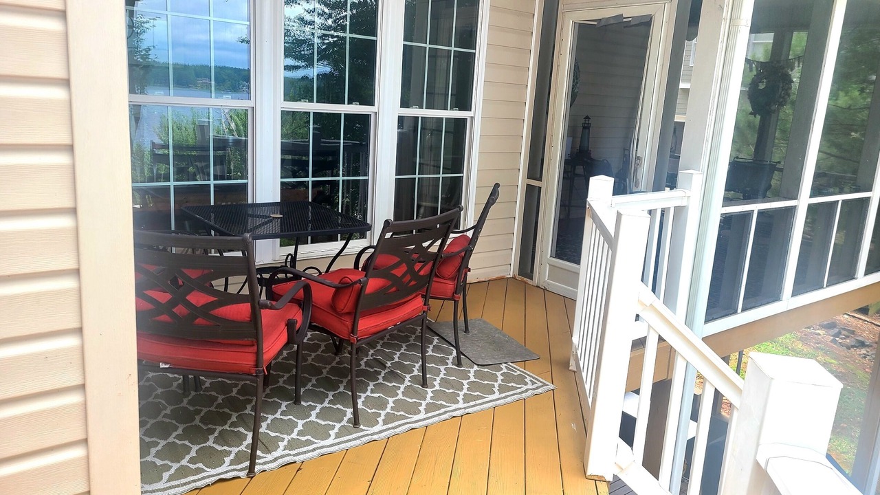 Photo of Outdoor in Olde Ferry Estates