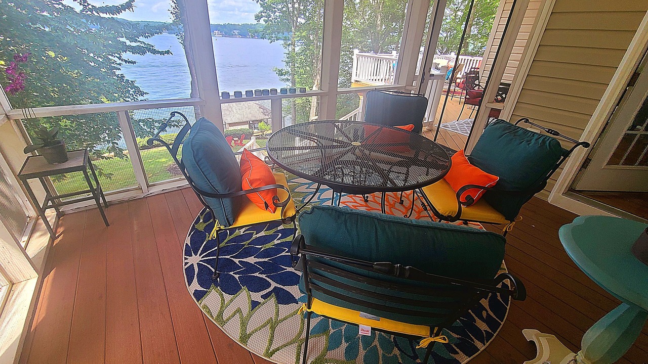 Photo of Outdoor in Olde Ferry Estates