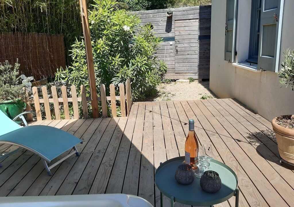 Photo of Patio Balcony in Vezenobres