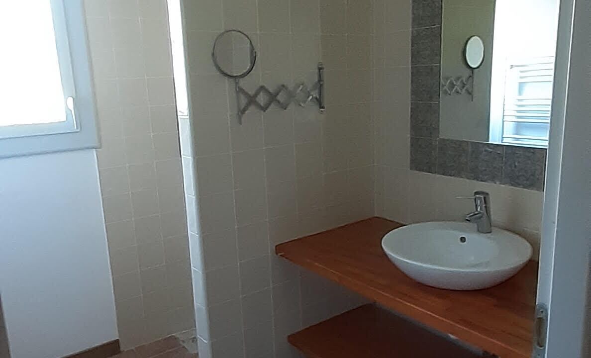 Photo of Bathroom in Vezenobres