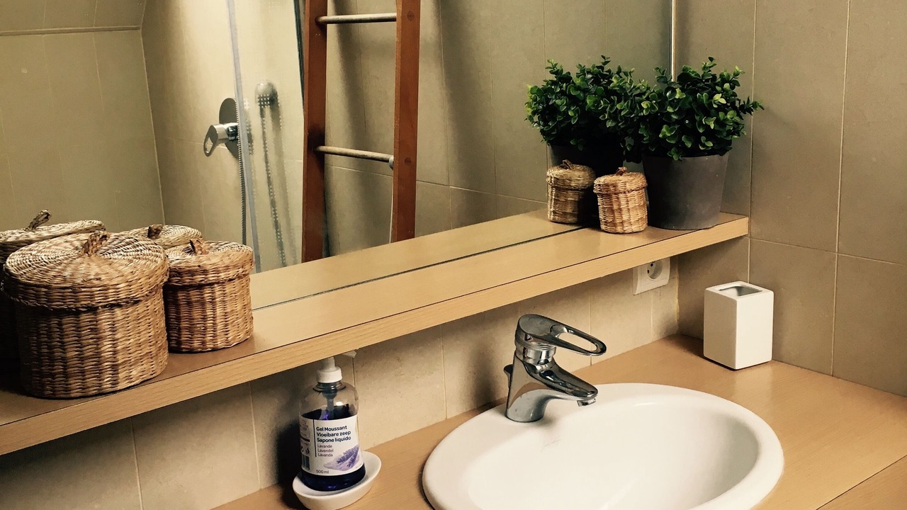Photo of Bathroom in Cheille