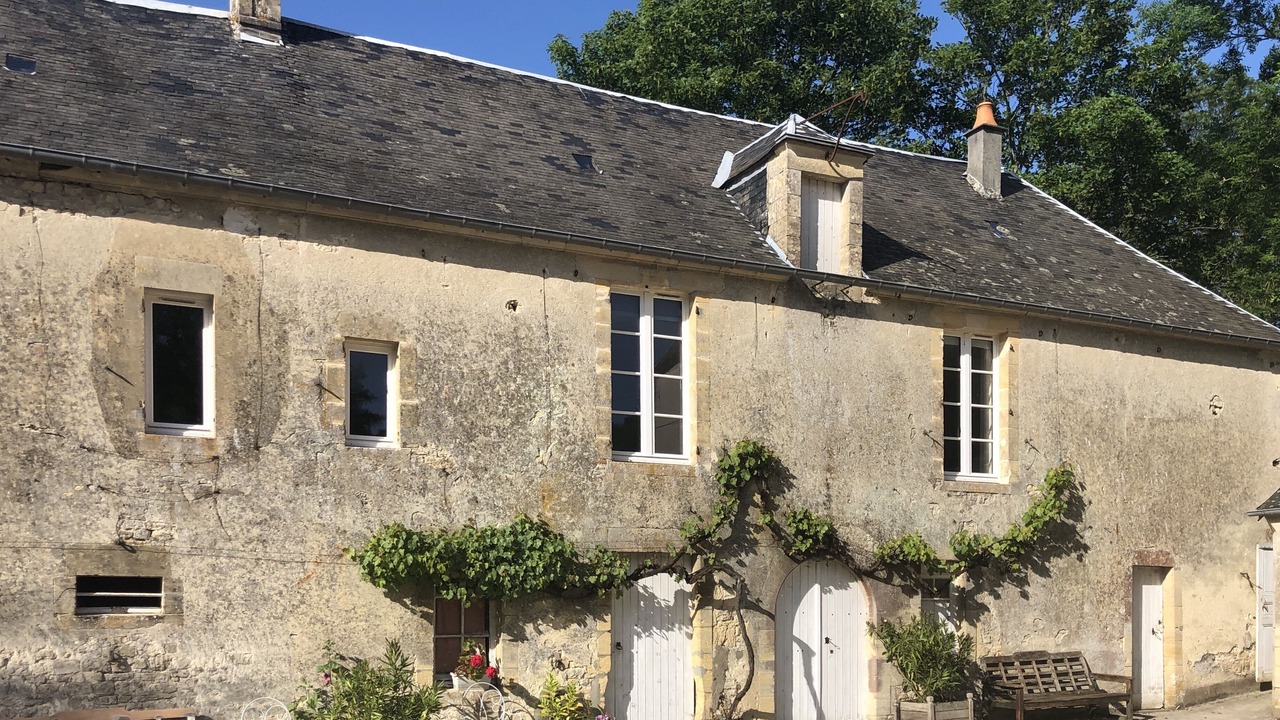 Photo of Outdoor in Commes