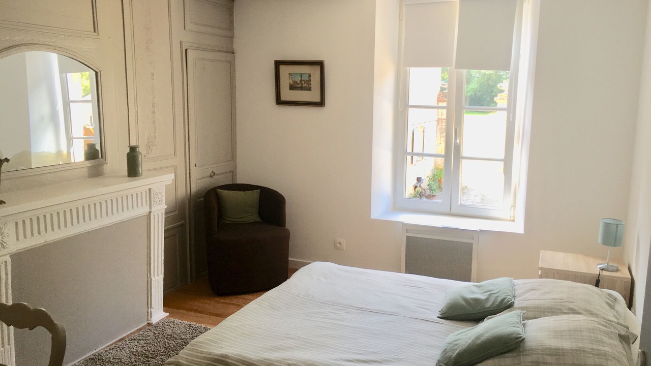 Photo of Bedroom in Commes