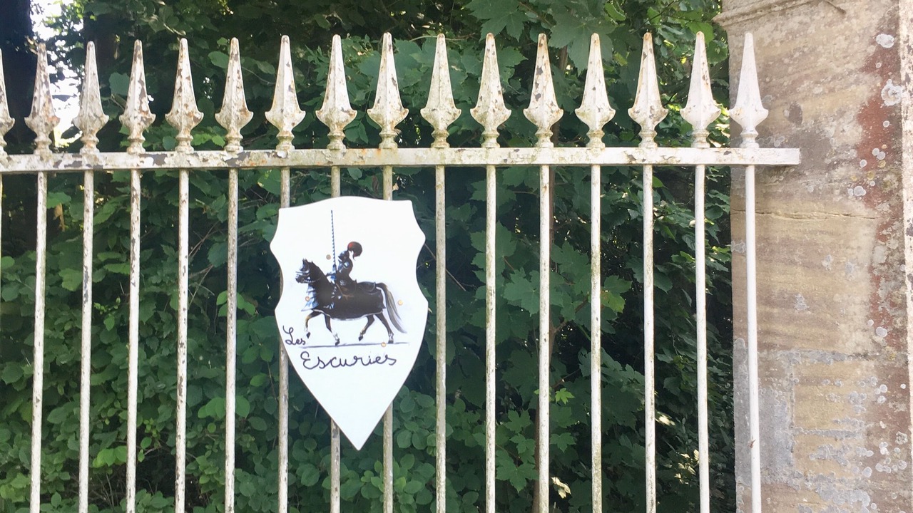 Photo of Outdoor in Commes