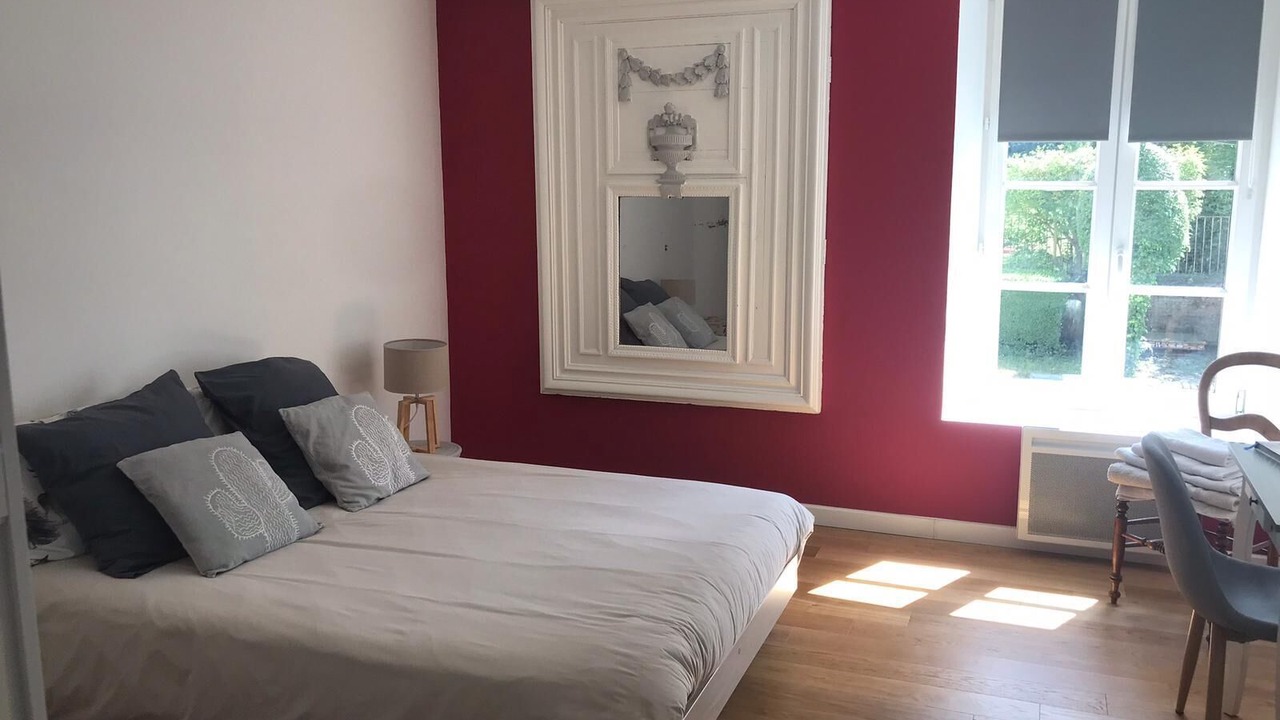 Photo of Bedroom in Commes
