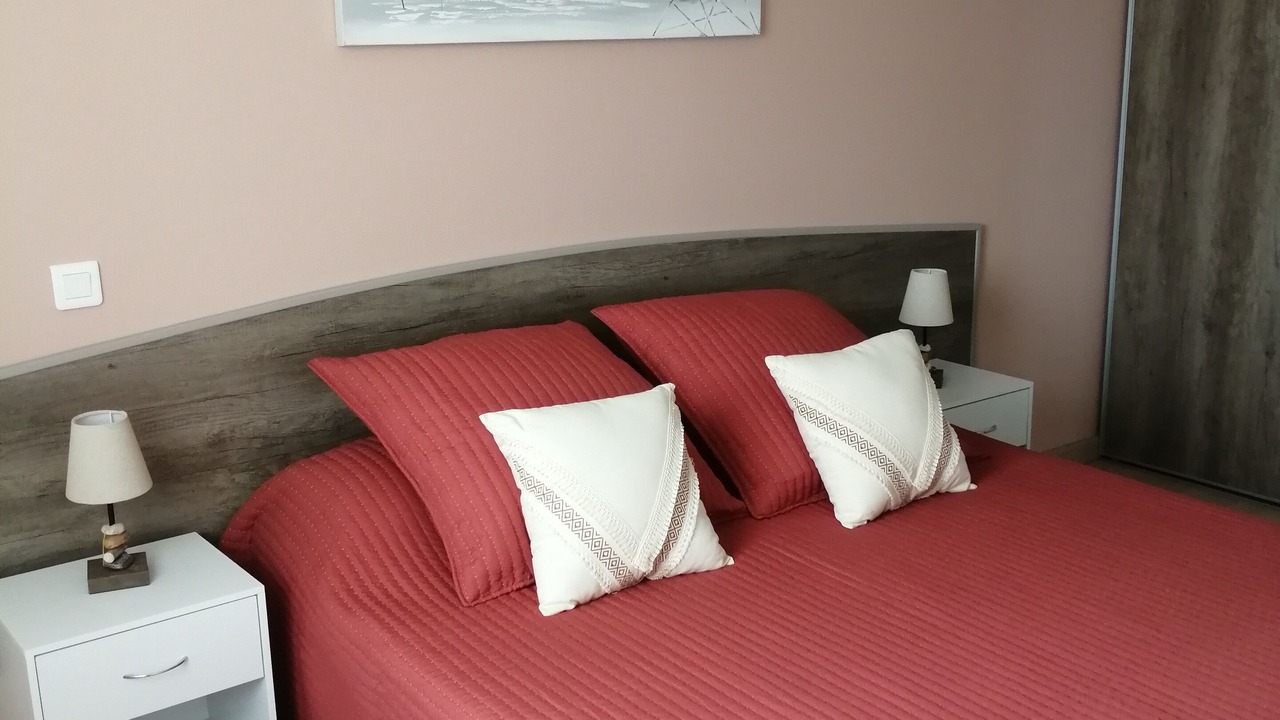 Photo of Bedroom in Vailhourles