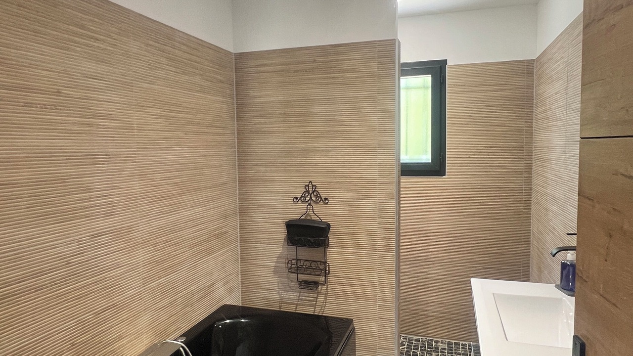 Photo of Bathroom in Saint-Ambroix