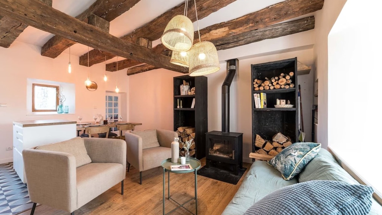 Photo of Livingroom in Saint-Jean-Saint-Maurice-sur-Loire