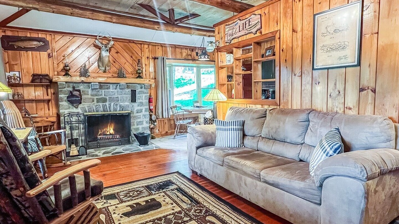 Photo of Livingroom in Town of Webb