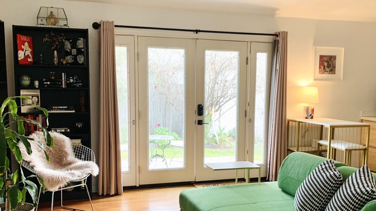 Photo of Livingroom in Burbank