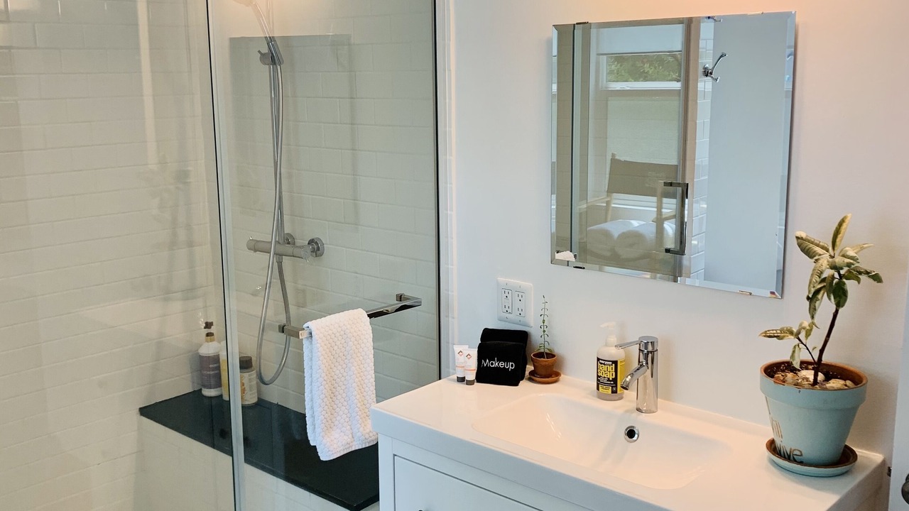 Photo of Bathroom in Burbank
