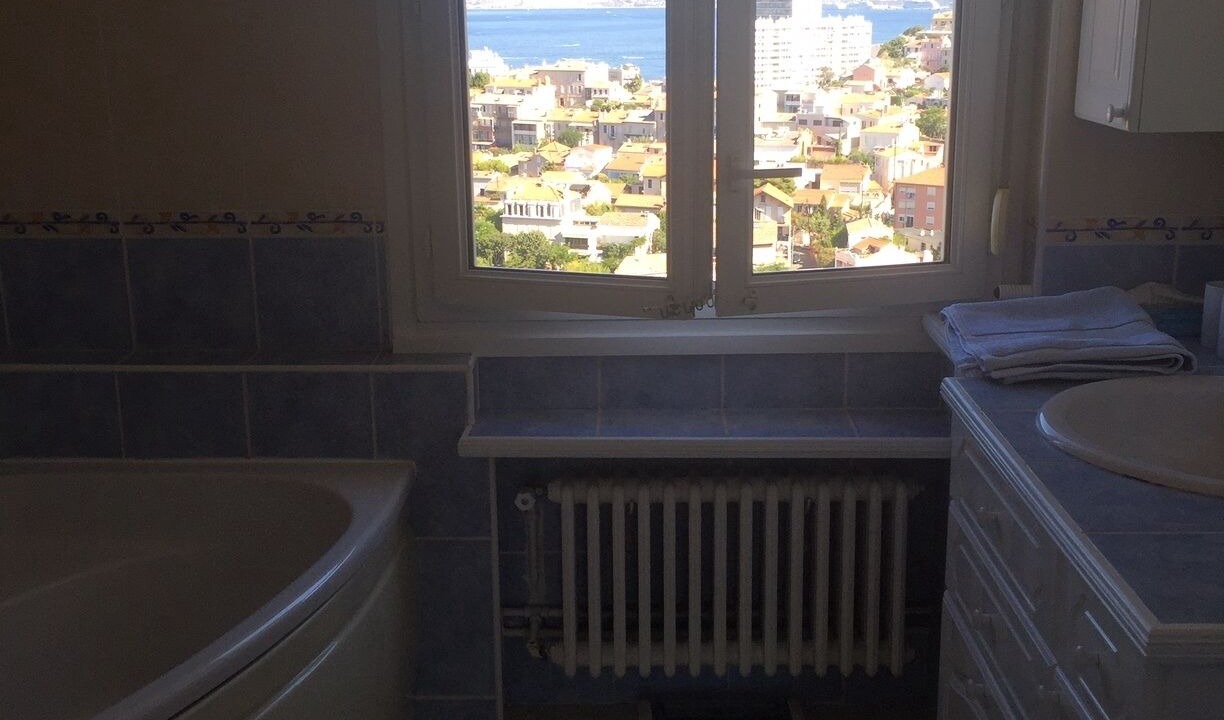 Photo of Bathroom in 7th Arrondissement