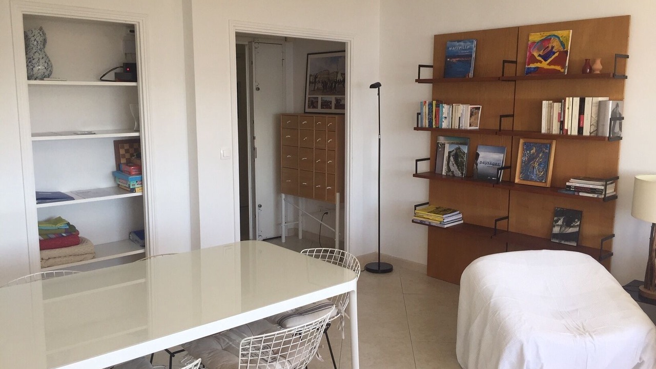 Photo of Bedroom in 7th Arrondissement